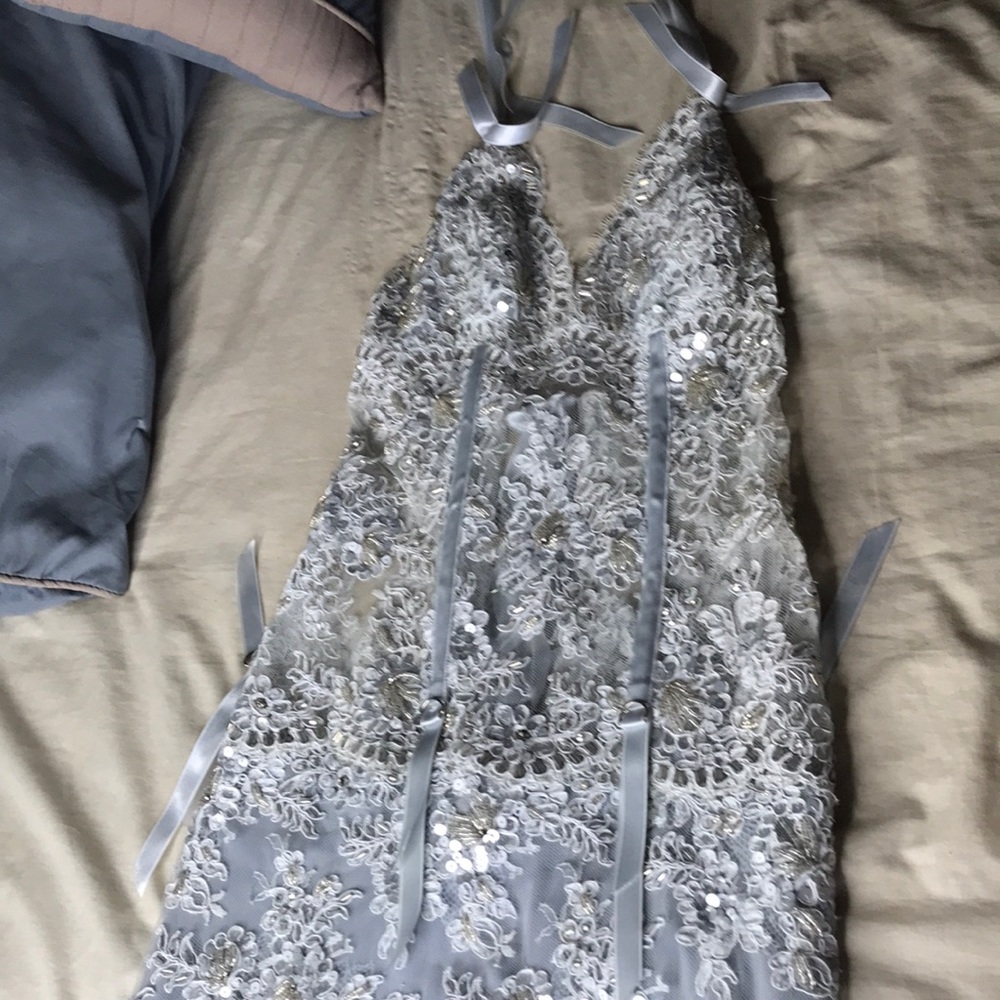 Dress - Picture 2 of 6